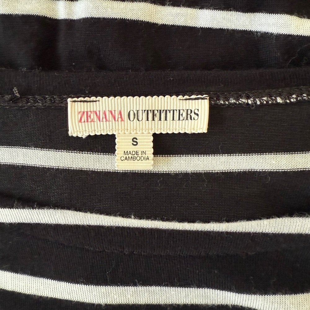 Zenana Outfitters Black & White Striped Batwing Tee | Size Small | Relaxed Fit - Picture 3 of 3